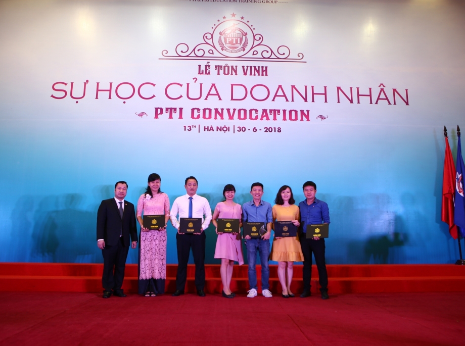 Lễ Tôn vinh Sự học Doanh nhân lần thứ 13 Hà Nội