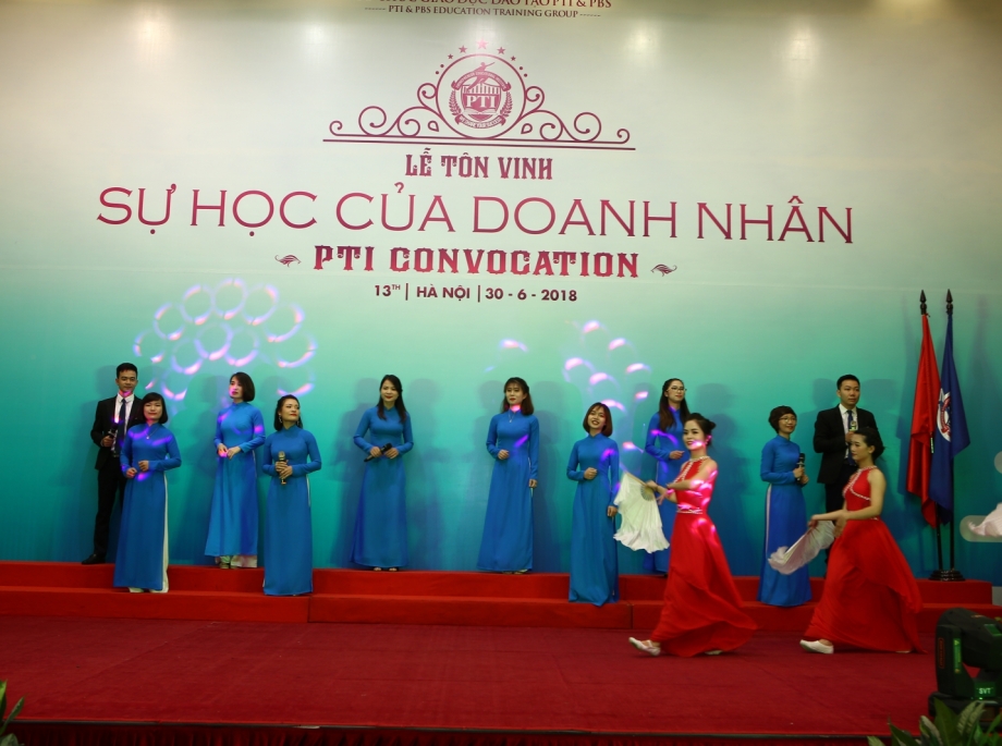 Lễ Tôn vinh Sự học Doanh nhân lần thứ 13 Hà Nội