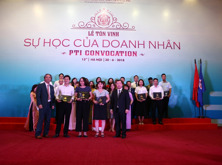 Lễ Tôn vinh Sự học Doanh nhân lần thứ 13 Hà Nội